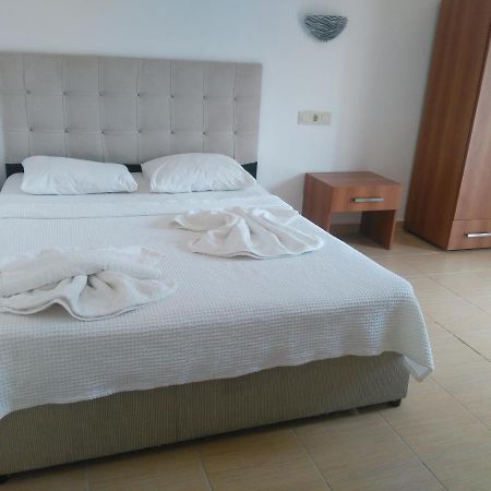 Ugur Beach Hotel Kemer Exterior photo