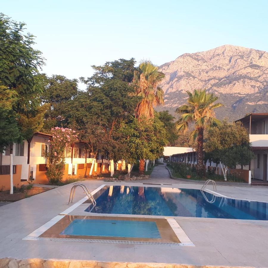 Ugur Beach Hotel Kemer Exterior photo