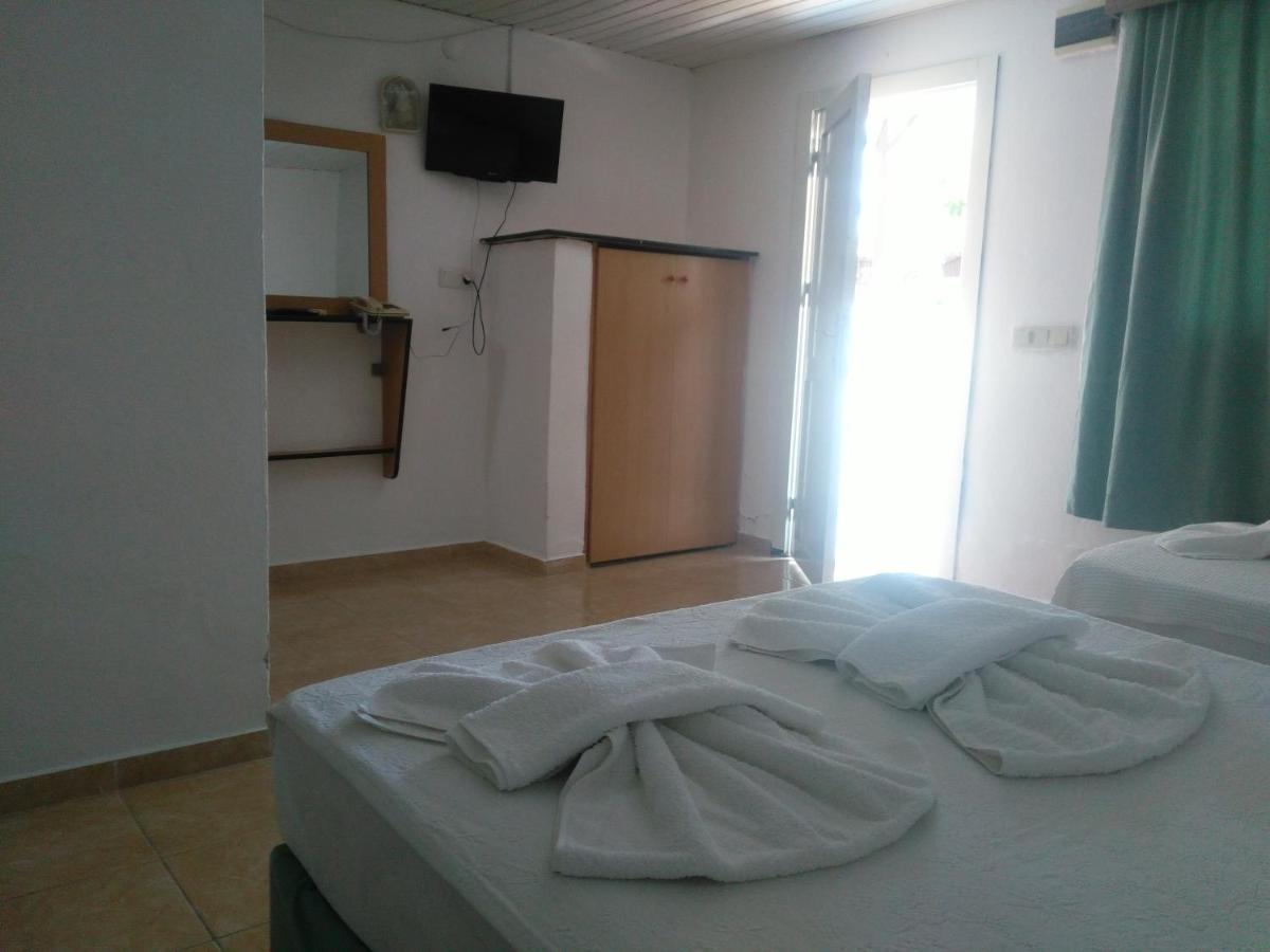 Ugur Beach Hotel Kemer Exterior photo