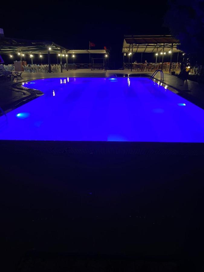 Ugur Beach Hotel Kemer Exterior photo